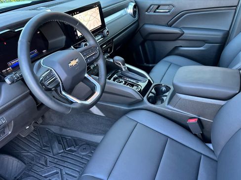 Used 2024 Chevrolet Colorado LT w/ LT Convenience Package III image 11