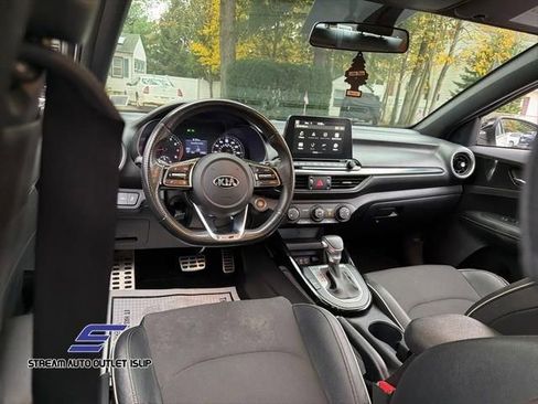 Used 2020 Kia Forte GT-Line image 21