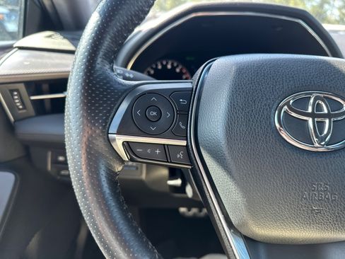 Used 2021 Toyota Avalon XSE FWD image 32