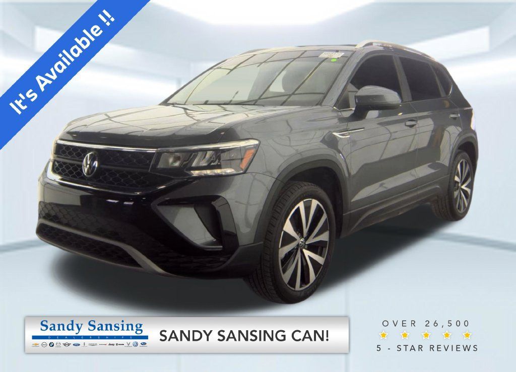 Used 2022 Volkswagen Taos SE FWD image 1