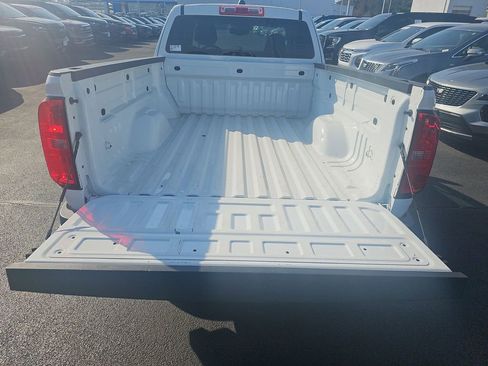 Used 2022 Chevrolet Colorado LT w/ Fleet Safety Package image 32