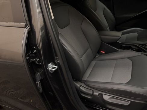 Certified 2024 Kia Niro EX Touring image 22