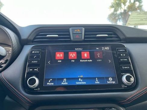 New 2025 Nissan Versa SR w/ Trunk Package image 30