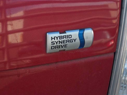 Used 2013 Toyota Prius Five FWD image 5