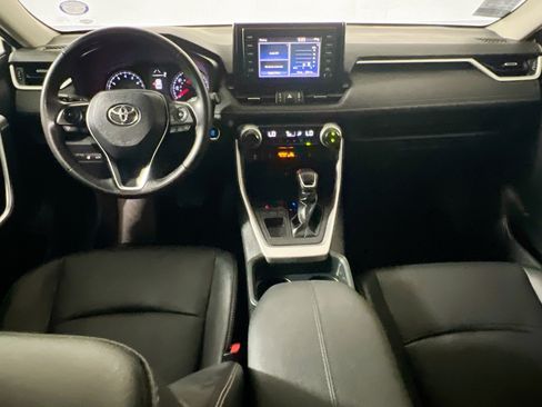 Used 2019 Toyota RAV4 XLE Premium w/ Cold Weather Package FWD image 29