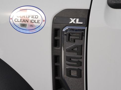 Certified 2024 Ford F450 XL w/ XL Chrome Package image 14