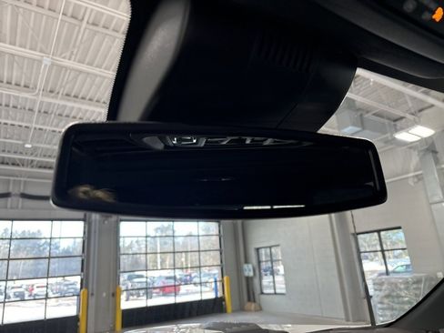 Used 2024 Chevrolet Silverado 2500 High Country image 44