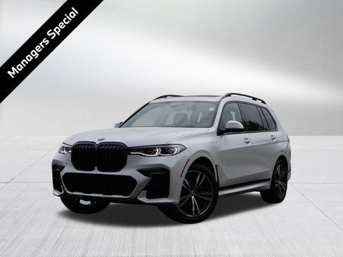 Used 2021 BMW X7 M50i AWD/4WD image 1