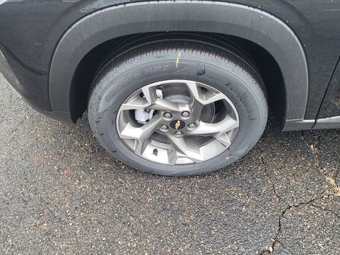 New 2026 Chevrolet Trax LT image 6