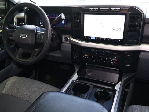 Used 2024 Ford F250 XLT w/ XLT Premium Package image 11