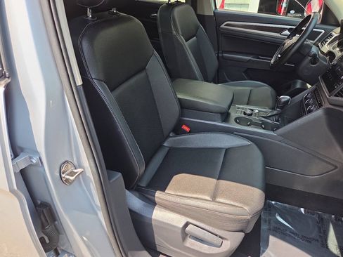 Used 2019 Volkswagen Atlas SE w/ Panoramic Sunroof Package AWD/4WD image 10