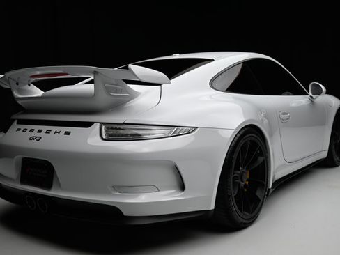 Used 2015 Porsche 911 GT3 image 28