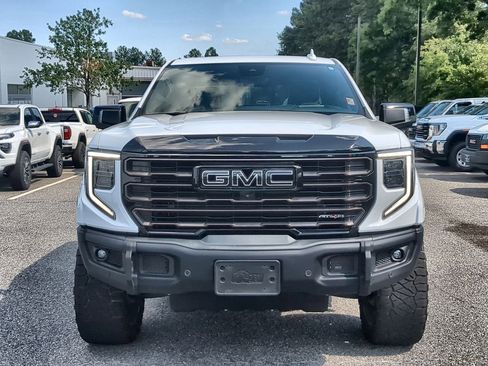 Used 2023 GMC Sierra 1500 AT4X AWD/4WD image 3