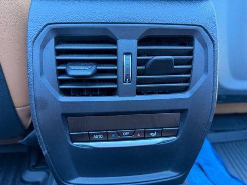 Used 2024 BMW 440i xDrive Convertible w/ Premium Package image 14