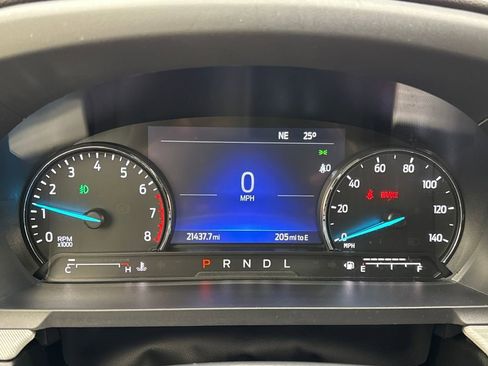 Used 2022 Ford Explorer XLT w/ Equipment Group 202A image 19