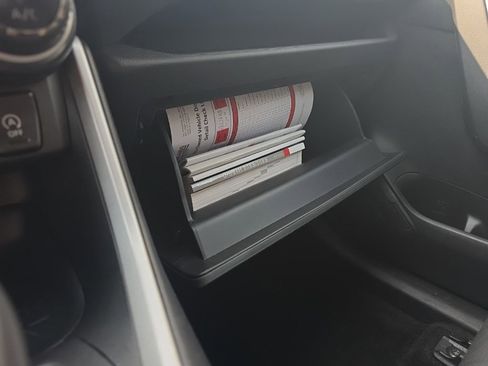 Used 2024 Toyota RAV4 XLE image 28