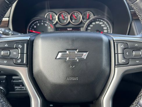 Used 2021 Chevrolet Tahoe Z71 image 24