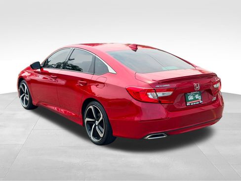 Used 2018 Honda Accord Sport image 7