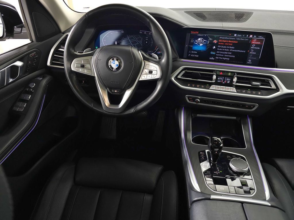 Used 2022 BMW X7 xDrive40i w/ Premium Package AWD/4WD image 17