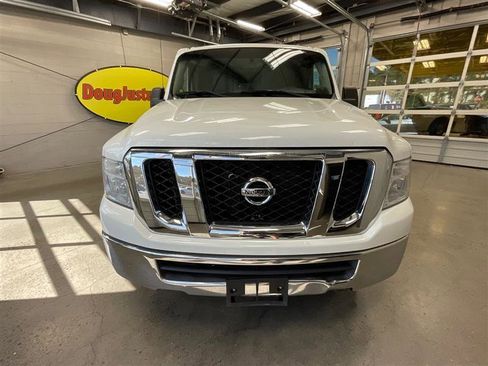 Used 2015 Nissan NV 2500 SL w/ Technology Package image 8