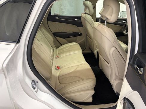 Used 2018 Lincoln MKC Reserve w/ Lincoln MKC Climate Package image 24