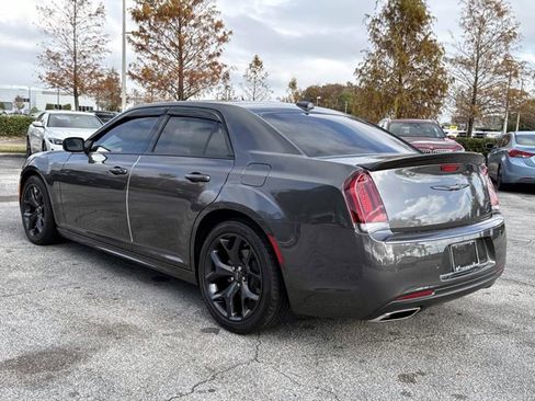 Used 2023 Chrysler 300 S w/ Comfort Group image 5