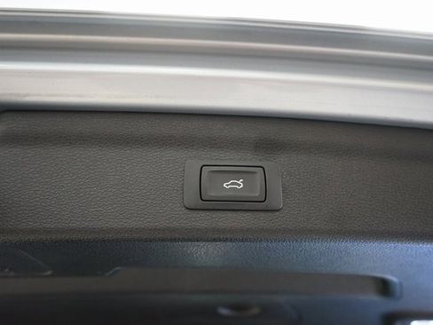 Used 2021 Audi Q3 2.0T Premium image 49