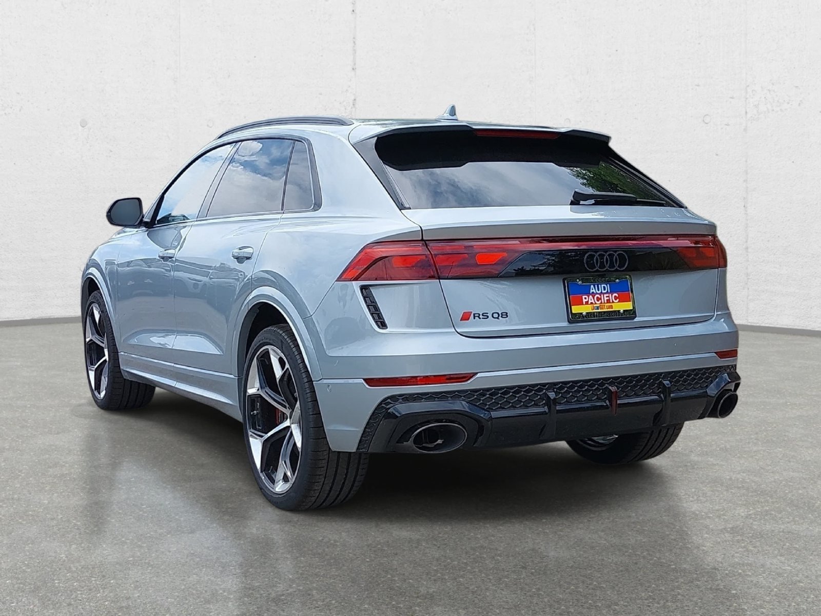 New 2026 Audi RS Q8 performance AWD/4WD image 7