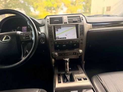 Used 2015 Lexus GX 460 w/ Navigation Package AWD/4WD image 17
