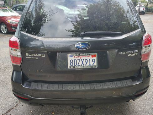 Used 2014 Subaru Forester 2.5i Premium w/ All-Weather Package image 19