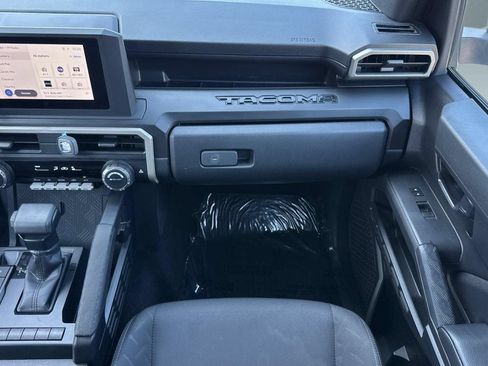 Used 2024 Toyota Tacoma SR RWD image 30