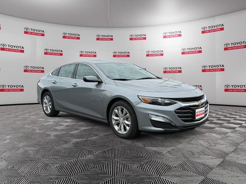 Used 2024 Chevrolet Malibu LT FWD image 3