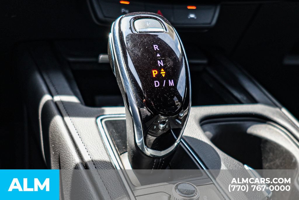 Used 2024 Cadillac XT4 Premium Luxury FWD image 43