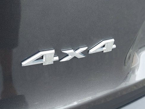 Certified 2019 Jeep Cherokee Limited image 28