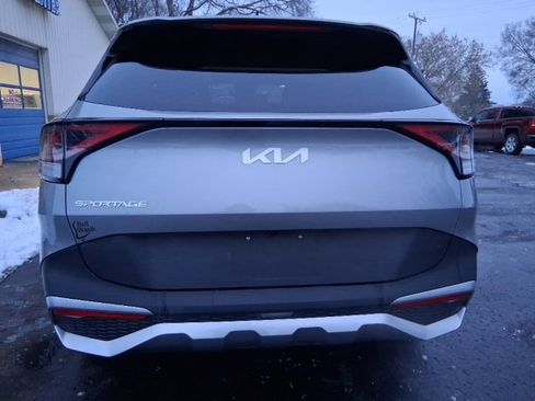 Used 2024 Kia Sportage LX image 24