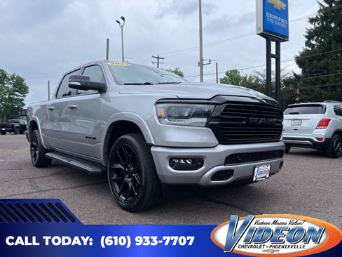 Used 2022 RAM 1500 Laramie AWD/4WD image 1