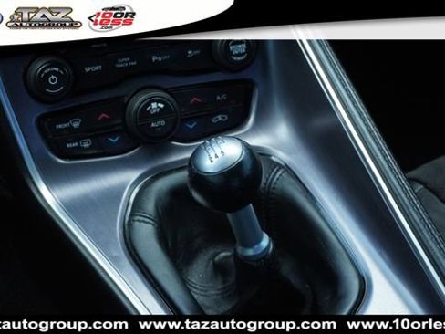 Used 2018 Dodge Challenger R/T Scat Pack RWD image 15