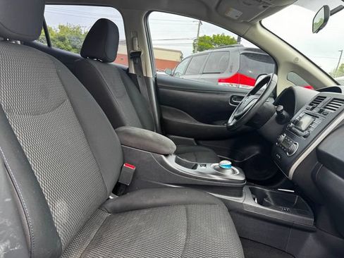 Used 2014 Nissan Leaf S w/ Charge Package FWD image 16
