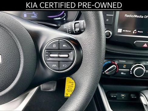Certified 2023 Kia Soul LX w/ LX Technology Package FWD image 16