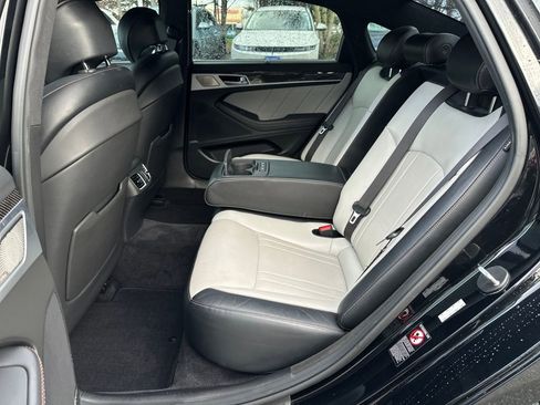 Used 2018 Genesis G80 3.3T Sport image 16