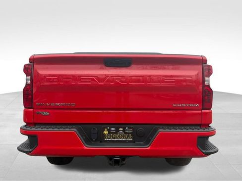 Used 2023 Chevrolet Silverado 1500 Custom image 11