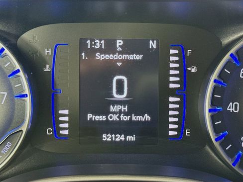 Certified 2020 Chrysler Pacifica Touring w/ S Appearance Package image 13