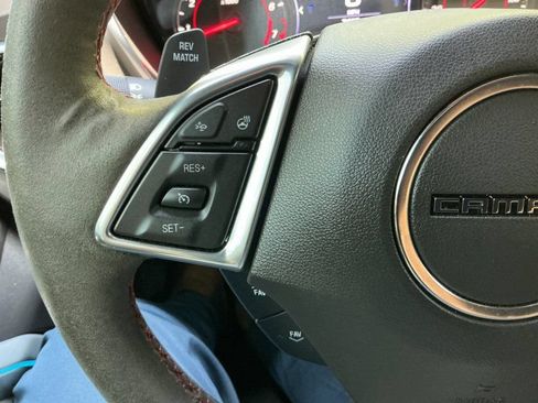 Used 2022 Chevrolet Camaro ZL1 RWD image 22