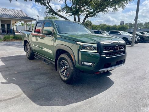 Used 2025 Nissan Frontier PRO-4X AWD/4WD image 6