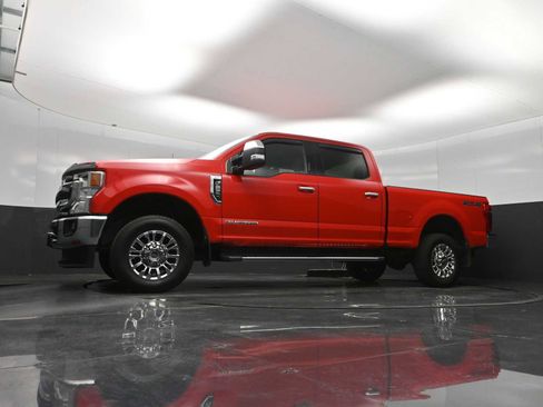 Used 2020 Ford F250 XLT w/ XLT Premium Package AWD/4WD image 32