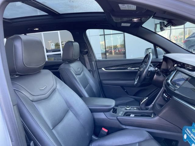 Certified 2020 Cadillac XT6 Premium Luxury FWD image 17