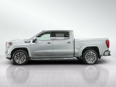 Used 2025 GMC Sierra 1500 Denali Ultimate AWD/4WD image 2