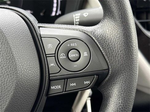 Used 2026 Toyota Corolla LE image 23