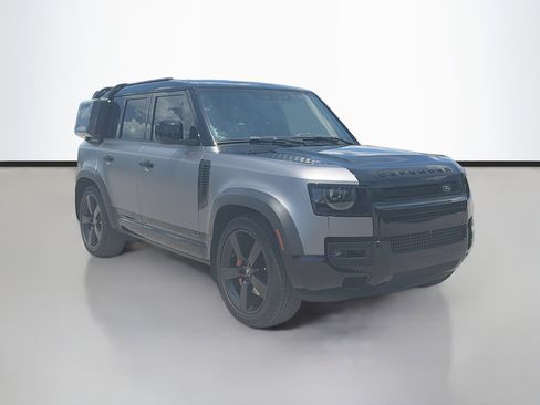 Used 2023 Land Rover Defender 110 X AWD/4WD image 7
