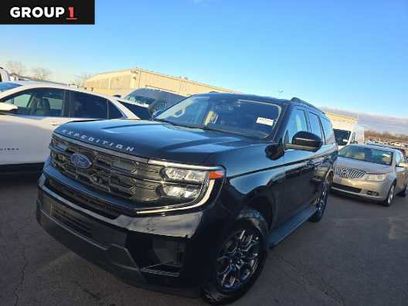 Used 2025 Ford Expedition Active